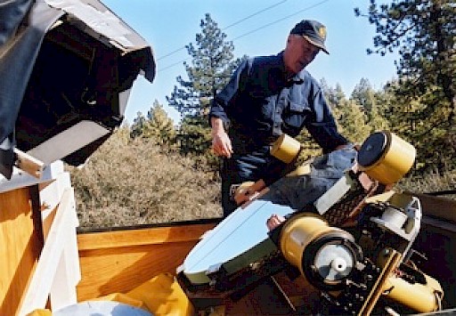 8196900.jpg->description